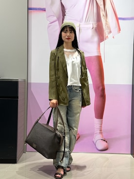 「ARMANI EXCHANGE（アルマーニエクスチェンジ）の【A|X アルマーニ エクスチェンジ】AXロゴ メッシュ半袖クルーネッククロップドTシャツ（Tシャツ/カットソー、ホワイト系）」を使った、Misakeyさん（レディース・160cm）の春コーディネート