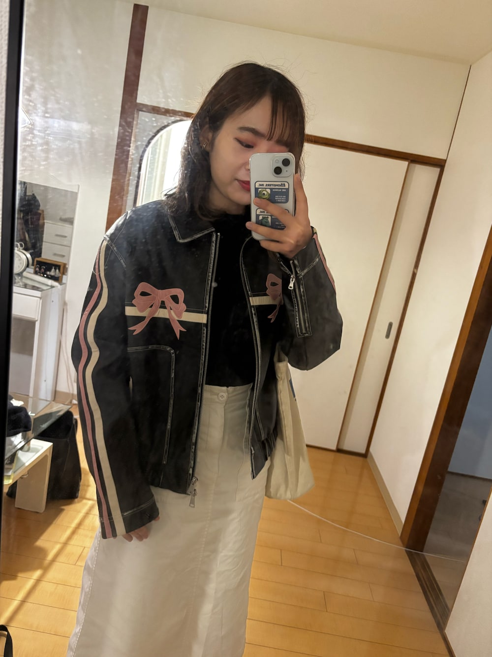 「モノトーン、リボンジャケット、春服、春コーデ」｜「UNIQLOのアイテム（スカート、ホワイト系）」を使った、mikihouse415さん（レディース・156cm）の春コーディネートの1枚目の写真