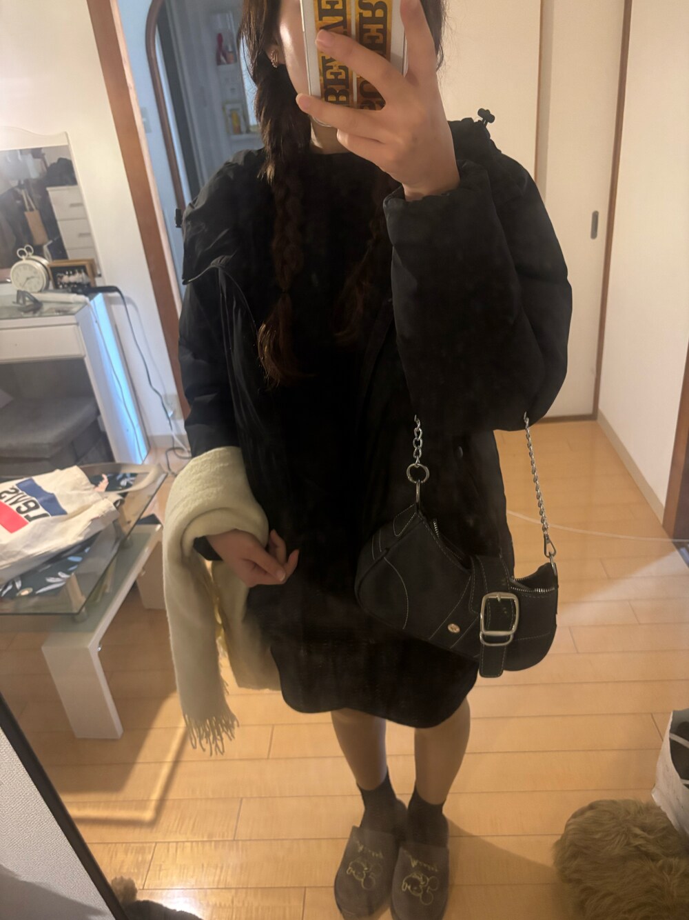 「ブラックコーデ、オールブラック、黒コーデ、三つ編み、大人コーデ、モノトーン」｜「GRLのアイテム（ニット/セーター、ブラック系）」を使った、mikihouse415さん（レディース・156cm）の冬コーディネートの1枚目の写真