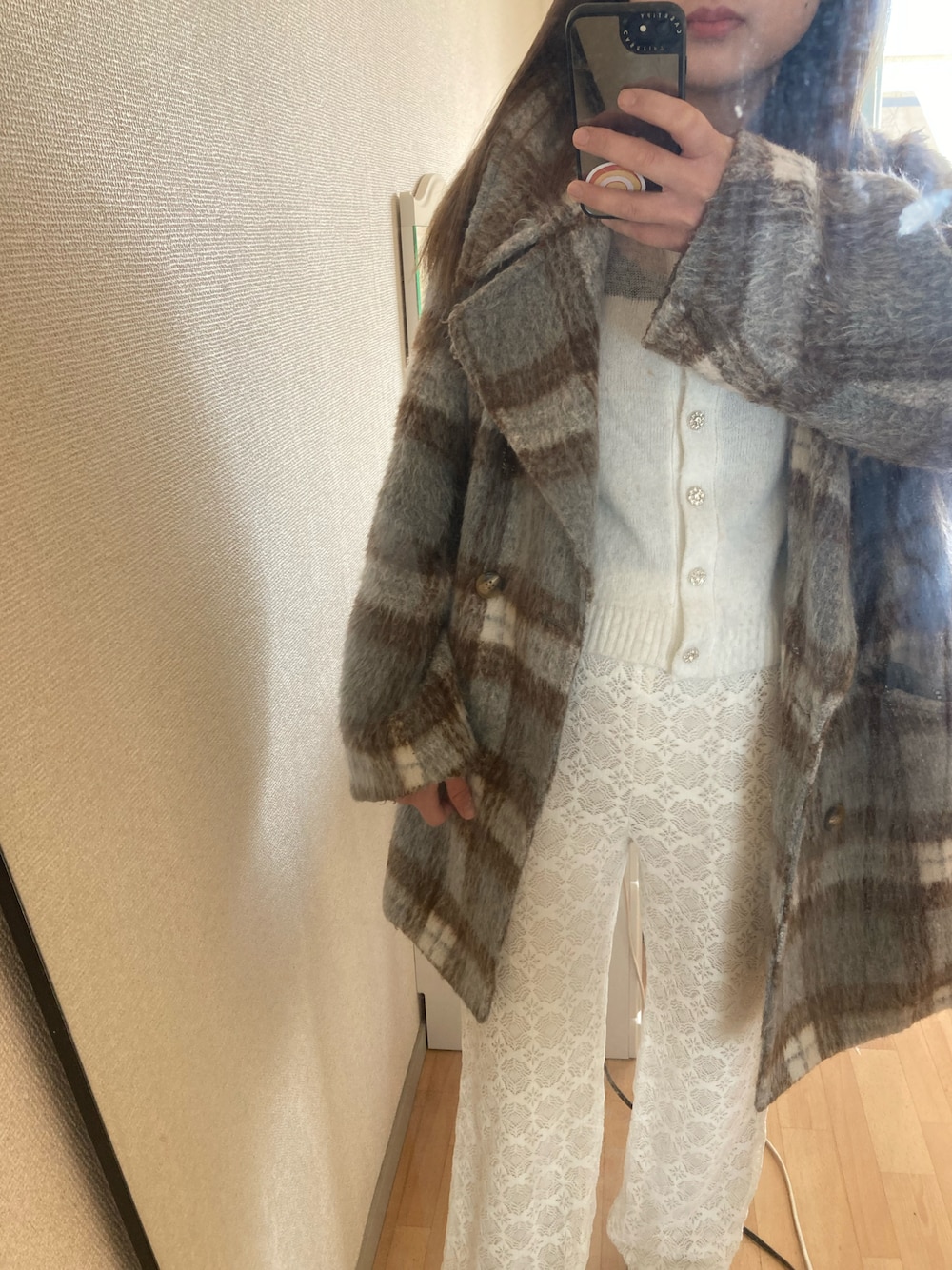「レースパンツ、ホワイトコーデ、オールホワイト」｜「ZARAのアイテム（ニット/セーター、ホワイト系）」を使った、mikihouse415さん（レディース・156cm）の冬コーディネートの1枚目の写真