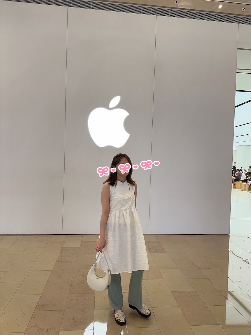 「今日のコーデ」｜「OSOIのアイテム（バッグ、ホワイト系）」を使った、Bevilet  Baeさん（レディース・160cm）の夏コーディネートの1枚目の写真