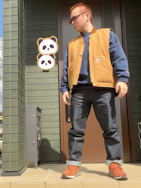 「Carhartt（カーハート）のCarhartt ダックベスト（ダウンベスト、ブラウン系）」を使った、peimax2525さん（メンズ・165cm）の春コーディネート