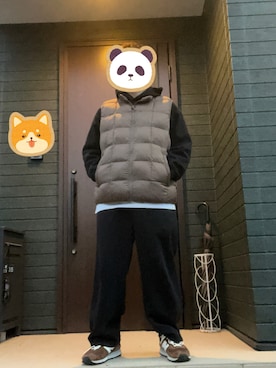 「UNIQLO（ユニクロ）のアイテム（ダウンベスト、ブラウン系）」を使った、peimax2525さん（メンズ・165cm）の春コーディネート