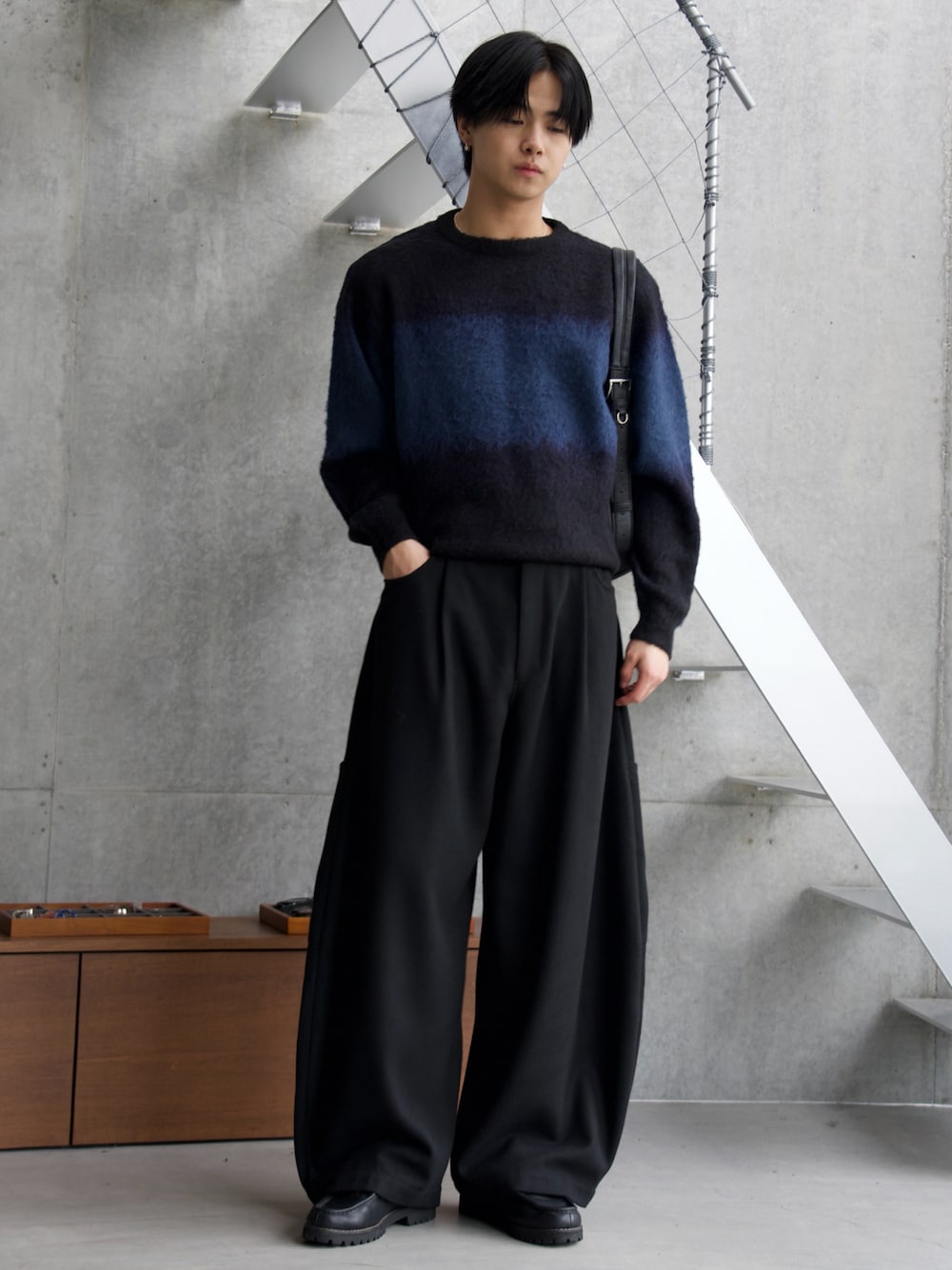 SINSS（シンス）の「Wool blend gradation knit / ウールブレンド