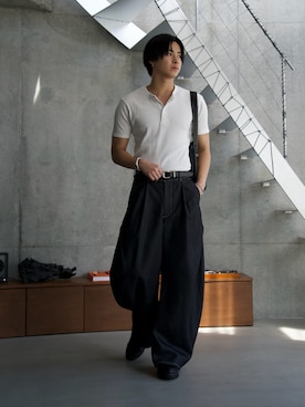 「SINSS（シンス）のRib henley HS T-shirt / リブヘンリーショートスリーブTシャツ（Tシャツ/カットソー、ホワイト系）」を使った、てるさん（メンズ・181cm）の夏コーディネート