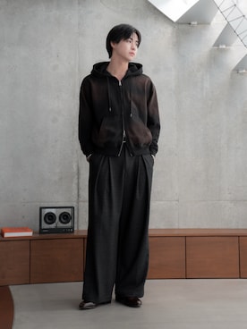 「SINSS（シンス）のアイテム（パンツ）」を使った、てるさん（メンズ・181cm）の冬コーディネート