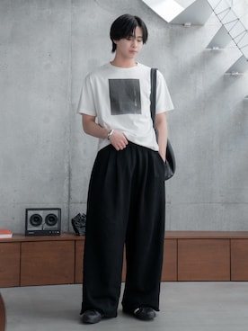 「SINSS（シンス）のGraphic compact T-shirt / グラフィックコンパクトTシャツ（Tシャツ/カットソー、その他）」を使った、てるさん（メンズ・181cm）の春コーディネート
