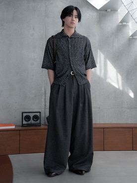 「SINSS（シンス）のNep HS knit cardigan / ネップHSニットカーディガン（ニット/セーター、ブラック系）」を使った、てるさん（メンズ・181cm）の春コーディネート