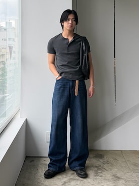「SINSS（シンス）のCompact rib henley HS T-shirt / コンパクトリブヘンリーショートスリーブTシャツ（Tシャツ/カットソー、グレー系）」を使った、てるさん（メンズ・181cm）の夏コーディネート