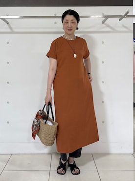 「INDIVI（インディヴィ）の【華奢見え】ベルト付きナローワンピース（ワンピース、レッド系）」を使った、yuriさん（レディース・170cm）の夏コーディネート