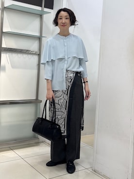 「INDIVI（インディヴィ）の【UVケア／接触冷感】リネン風チェックストレートパンツ（その他パンツ、グレー系）」を使った、yuriさん（レディース・170cm）の秋コーディネート