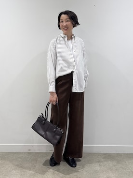 「INDIVI（インディヴィ）の【吸汗速乾／さらっと】キレイめロンT（Tシャツ/カットソー、ホワイト系）」を使った、yuriさん（レディース・170cm）の秋コーディネート