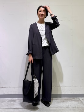 「INDIVI（インディヴィ）の【UVケア／選べるグラフィック】スムースジャージTシャツ（Tシャツ/カットソー、ホワイト系）」を使った、yuriさん（レディース・170cm）の夏コーディネート