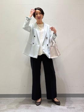 「アイテム（スーツジャケット、グリーン系）」を使った、yuriさん（レディース・170cm）の春コーディネート