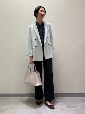 「アイテム（スーツジャケット、グリーン系）」を使った、yuriさん（レディース・170cm）の冬コーディネート