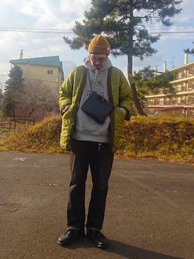 「アイテム（ボディバッグ/ウエストポーチ）」を使った、cocostmilitaryさん（メンズ・186cm）の冬コーディネート