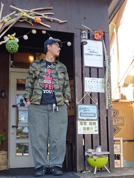 「アイテム（ミリタリージャケット）」を使った、cocostmilitaryさん（メンズ・186cm）の秋コーディネート