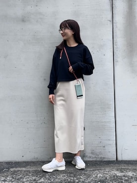 「ショート丈トップス」｜「アイテム（PC・スマホグッズ/家電）」を使った、maiさん（レディース・162cm）の秋コーディネート