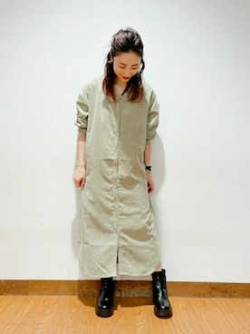 「ITEMS URBANRESEARCH（アイテムズ アーバンリサーチ）のアイテム（シャツワンピース）」を使った、𝐒𝐀𝐊𝐢𝐢.さん（レディース・158cm）の秋コーディネート