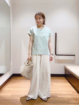 「ITEMS URBANRESEARCH（アイテムズ アーバンリサーチ）のアイテム（Tシャツ/カットソー）」を使った、fujimonさん（レディース・159cm）の夏コーディネート