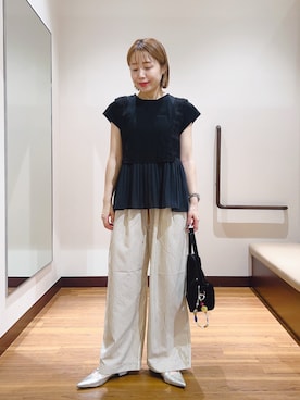 「ITEMS URBANRESEARCH（アイテムズ アーバンリサーチ）のレーストリムプルオーバー（Tシャツ/カットソー、ホワイト系）」を使った、fujimonさん（レディース・159cm）の夏コーディネート