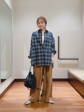 「アイテム（ハンドバッグ）」を使った、fujimonさん（レディース・159cm・30代）の秋コーディネート