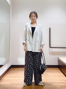 「アイテム（テーラードジャケット）」を使った、fujimonさん（レディース・159cm・30代）の夏コーディネート
