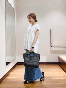 「ITEMS URBANRESEARCH（アイテムズ アーバンリサーチ）のアイテム（Tシャツ/カットソー）」を使った、fujimonさん（レディース・159cm）の夏コーディネート