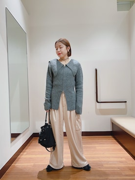 「アイテム（カーゴパンツ）」を使った、fujimonさん（レディース・159cm・30代）の冬コーディネート