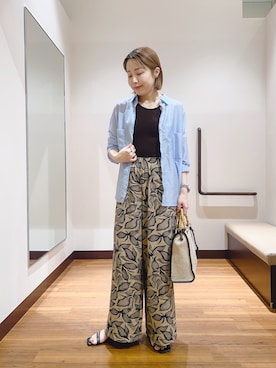 「ITEMS URBANRESEARCH（アイテムズ アーバンリサーチ）のシアーポケットスキッパーシャツ（シャツ/ブラウス、ブルー系）」を使った、fujimonさん（レディース・159cm）の夏コーディネート