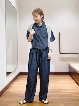 「SMELLY（スメリー）のクロシェサンカクスカーフ（バンダナ/スカーフ、ホワイト系）」を使った、fujimonさん（レディース・159cm）の春コーディネート