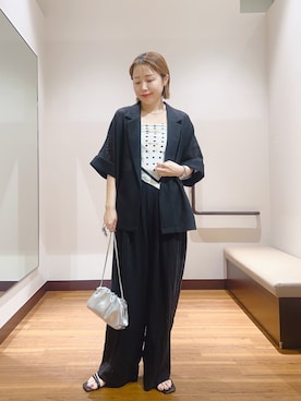 「ITEMS URBANRESEARCH（アイテムズ アーバンリサーチ）のメッシュ半袖ジャケット（ノーカラージャケット、ブラック系）」を使った、fujimonさん（レディース・159cm）の夏コーディネート