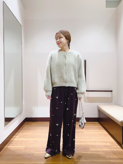 セール】刺繍ベロアパンツ（その他パンツ）｜ITEMS URBANRESEARCH