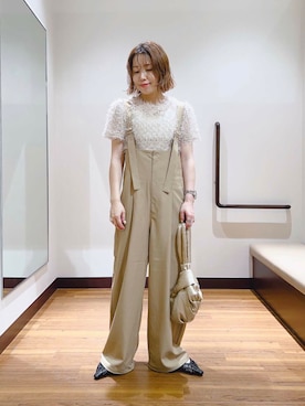 「カジュアルコーデ」｜「アイテム（オールインワン・サロペット、ベージュ系）」を使った、fujimonさん（レディース・159cm）の夏コーディネート