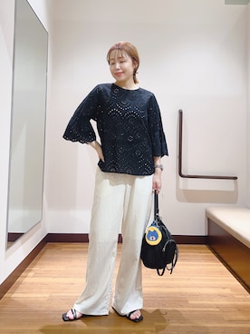 「ITEMS URBANRESEARCH（アイテムズ アーバンリサーチ）のスカラップスリーブレースブラウス（シャツ/ブラウス、ブラック系）」を使った、fujimonさん（レディース・159cm）の夏コーディネート