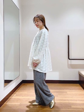 「グレーパンツ」｜fujimonさん（レディース・159cm）の冬コーディネート