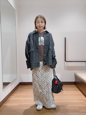 「アイテム（デニムジャケット）」を使った、fujimonさん（レディース・159cm・30代）の秋コーディネート