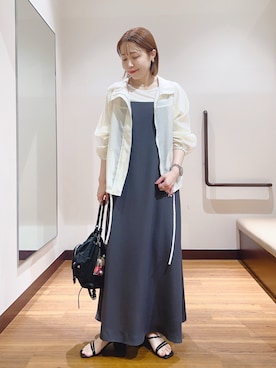 「ITEMS URBANRESEARCH（アイテムズ アーバンリサーチ）のシアースタンドブルゾン（ブルゾン、ホワイト系）」を使った、fujimonさん（レディース・159cm）の春コーディネート
