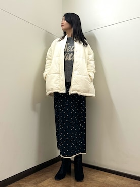 「ロゴニット」｜「アイテム（ダウンジャケット/コート）」を使った、フナバシミズキさん（レディース・169cm）の冬コーディネート
