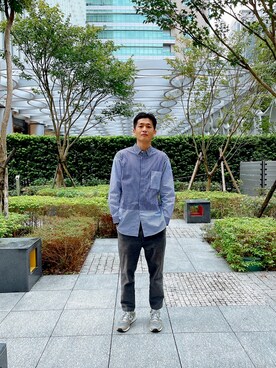 「plain-me（プレインミー）のアイテム（チノパンツ）」を使った、UncleAndyさん（メンズ・179cm）の秋コーディネート