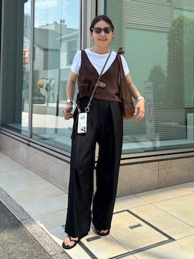 「NOLLEY’S（ノーリーズ）の《UVカット/防シワ》ウォッシャブルスエードライク2WAYビスチェ（Vest、ブラウン系）」を使った、nol mayumiiさん（レディース・160cm）の夏コーディネート