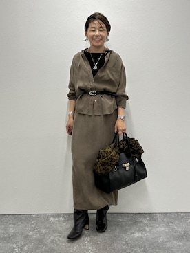 「アイテム（イヤリング）」を使った、nol mayumiiさん（レディース・160cm）の秋コーディネート