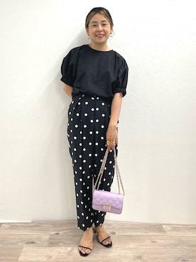 「NOLLEY’S Sophi（ノーリーズソフィ）のバックサテンドットバレルパンツ（その他パンツ）」を使った、nol mayumiiさん（レディース・160cm）の夏コーディネート