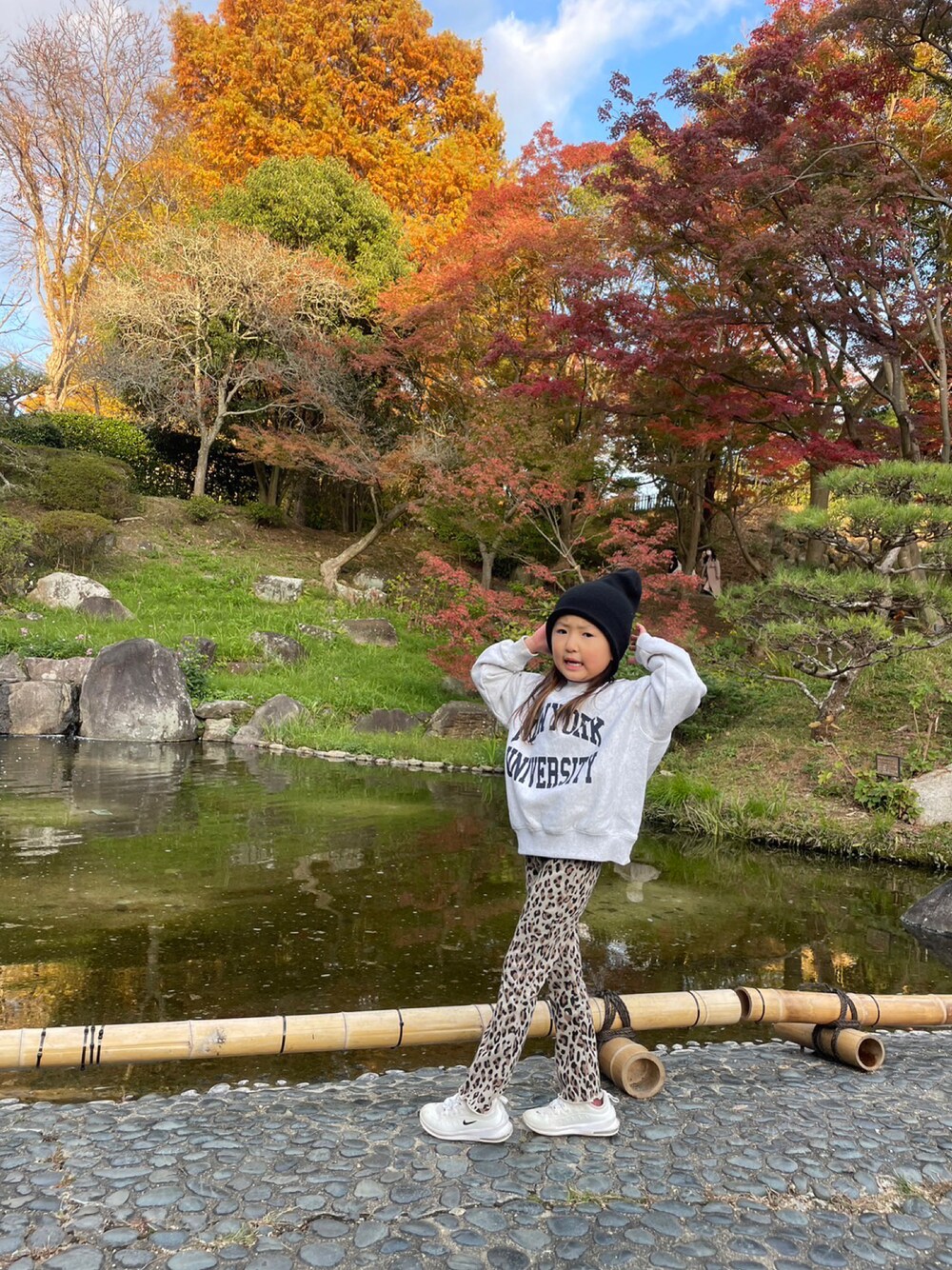 「女の子コーデ、キッズファッション」｜「coca（coca）のアイテム（パンツ、その他）」を使った、shioor11さん（キッズ・110cm）の秋コーディネートの1枚目の写真