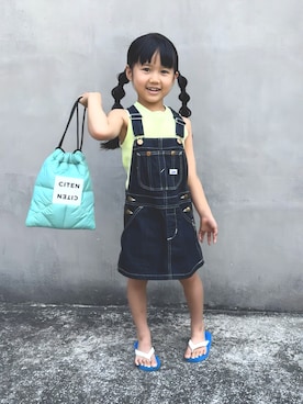 「ニット」｜「アイテム（つなぎ/オールインワン）」を使った、KANOさん（キッズ・100cm）の夏コーディネート