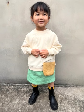 「H&M（エイチ・アンド・エム）のアイテム（ブーツ）」を使った、KANOさん（キッズ・90cm）の春コーディネート