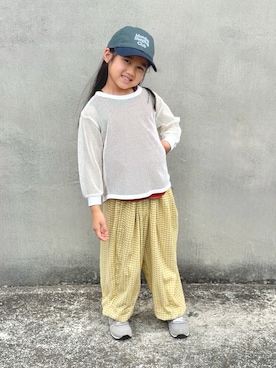 「アイテム（その他パンツ、イエロー系）」を使った、KANOさん（キッズ・110cm）の秋コーディネート