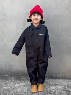 「NEW ERA（ニューエラ）のNEWERA KNIT CAP SOFT CUFF（ニットキャップ/ビーニー、レッド系）」を使った、KANOさん（キッズ・110cm）の春コーディネート