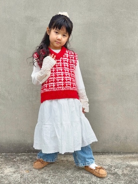 「アイテム（ベスト）」を使った、KANOさん（キッズ・100cm）の秋コーディネート