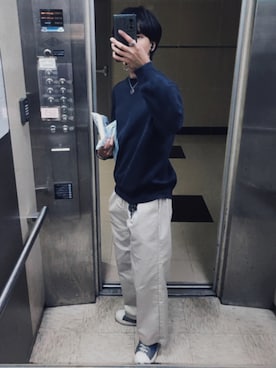 「oversize」｜「アイテム（チノパンツ）」を使った、tim10en_🇹🇼さん（メンズ・166cm）の秋コーディネート
